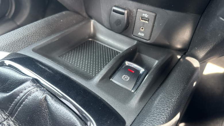 Nissan X-Trail 1.6 dCi N-Vision 5dr Diesel Station Wagon